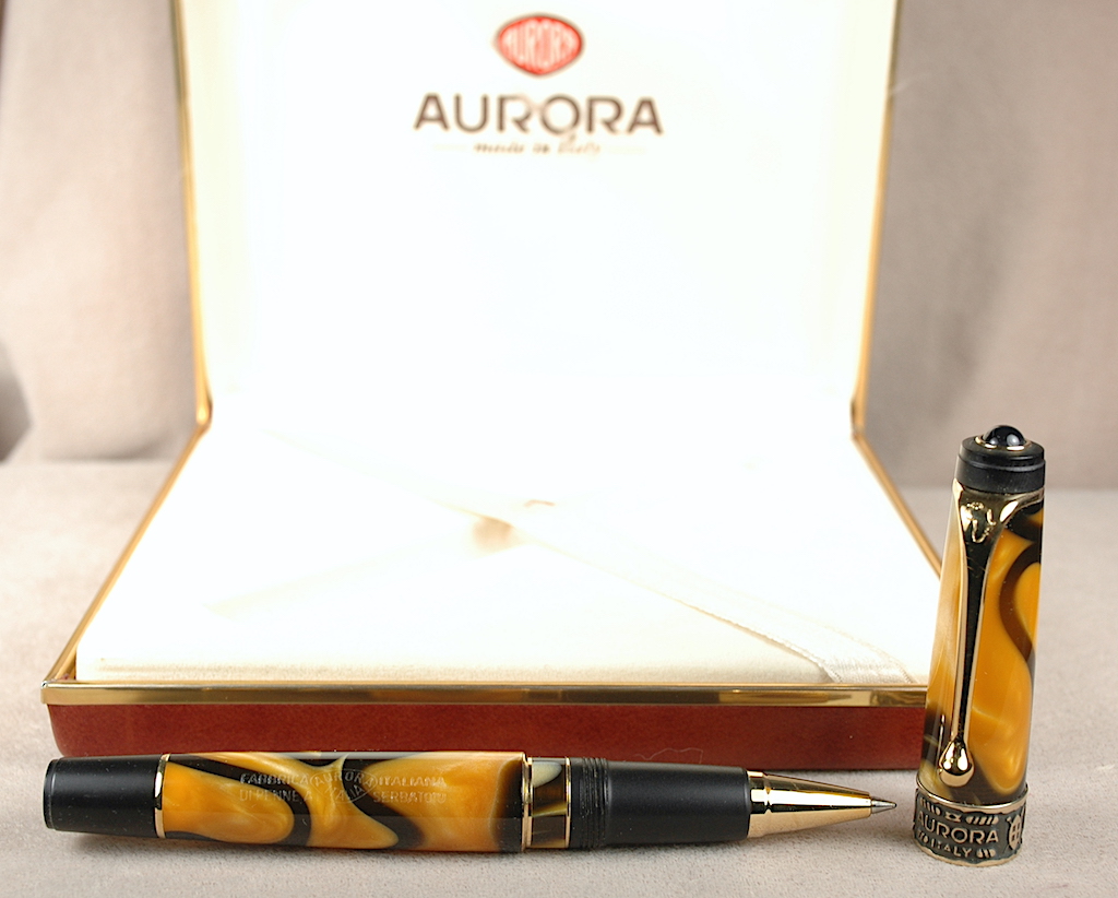 Pre-Owned Pens: 4883: Aurora: Afrika